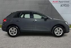 Audi Q3 Photo 4