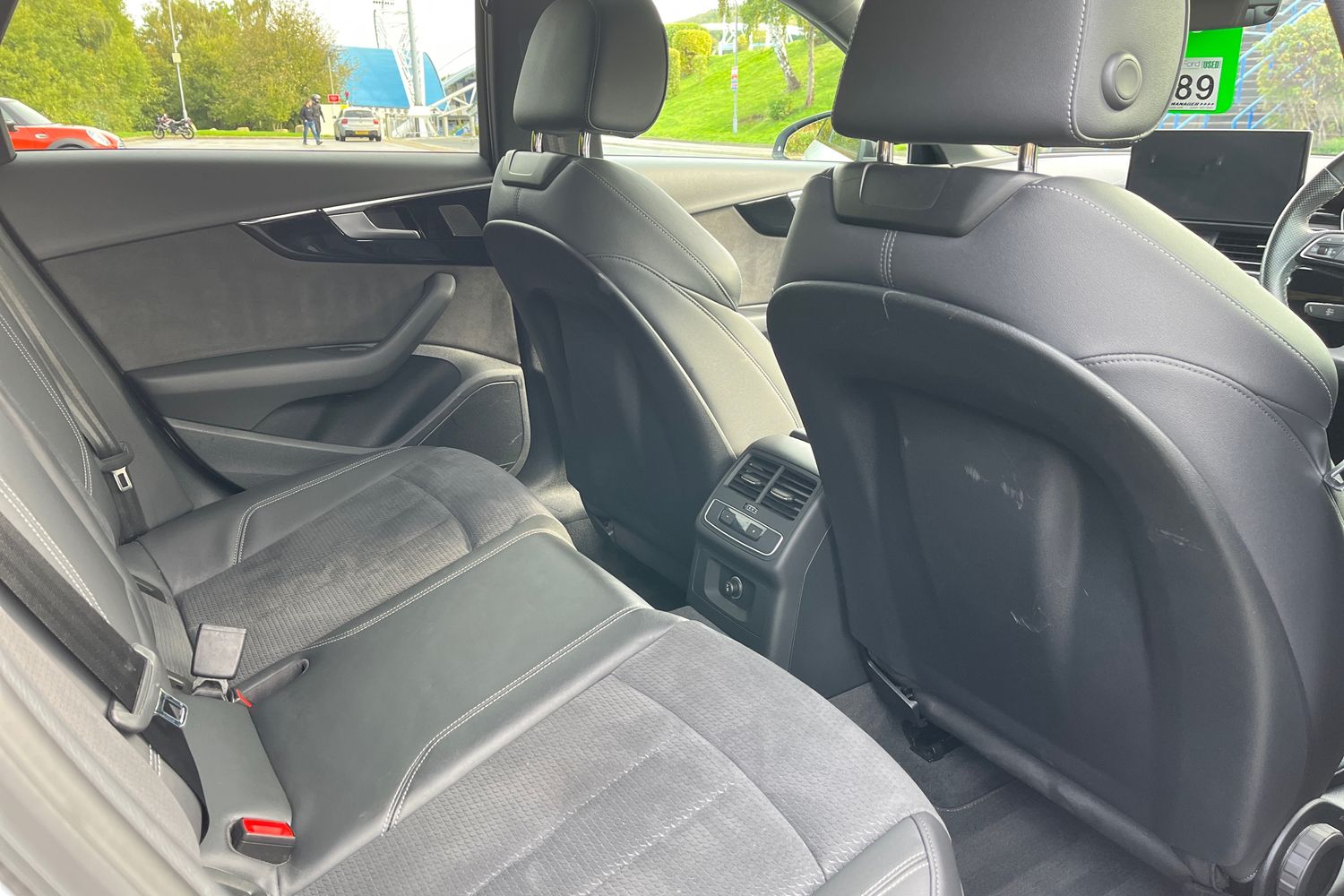 Audi A4 Photo 37