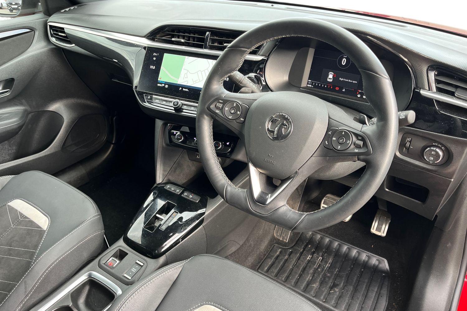 Vauxhall CORSA Photo 8