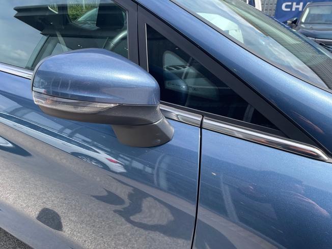 FORD Fiesta Photo 20