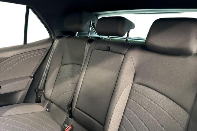 VOLKSWAGEN ID.3 Photo 9