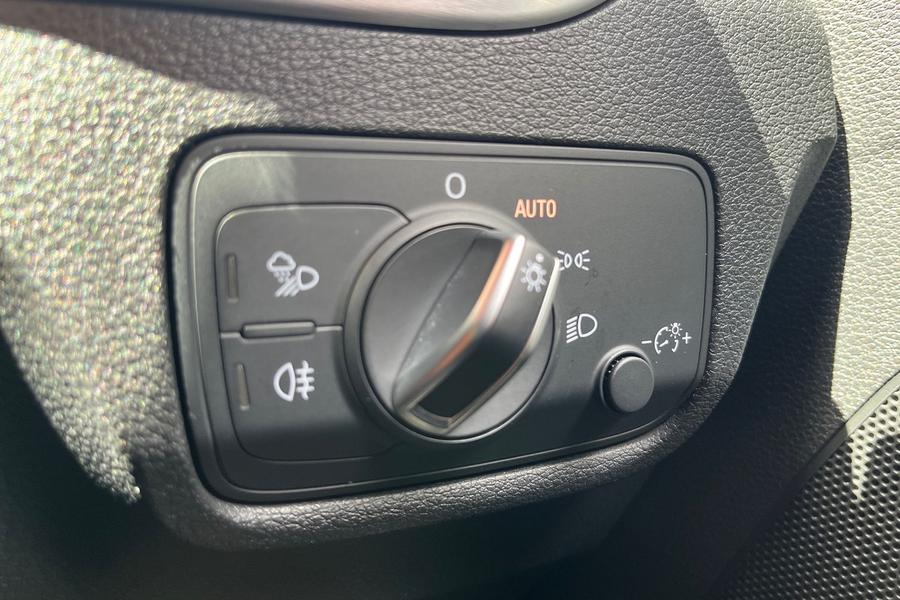 Audi Q2 Photo autoimg-5f438a567a54f27093c7811eea222c631b95738a.jpg