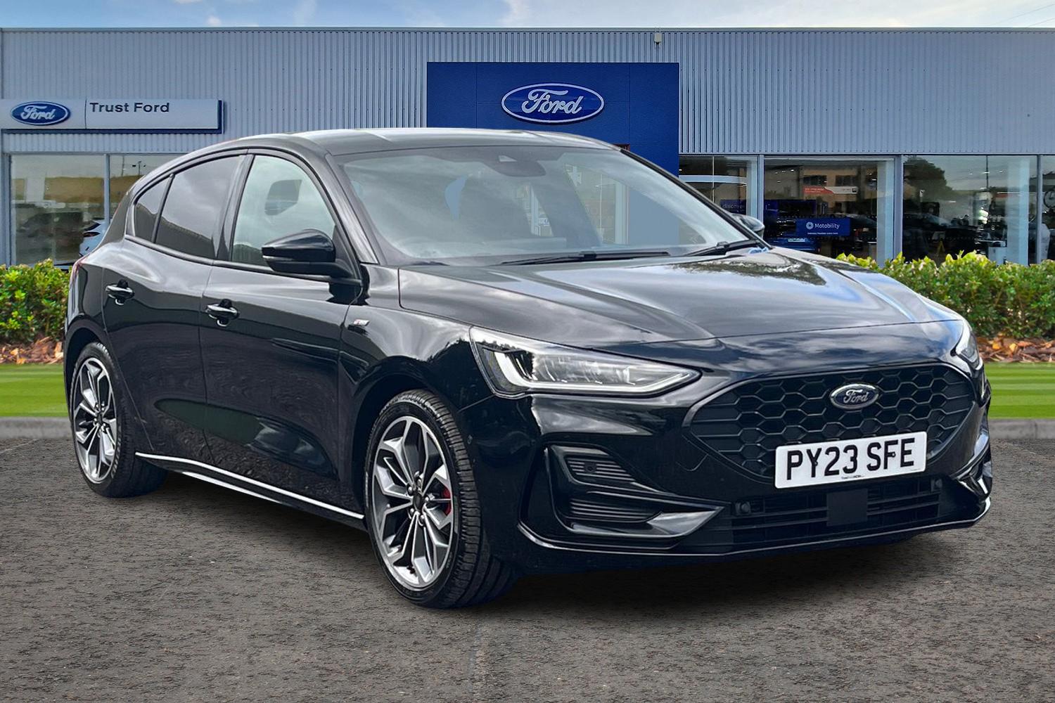 Ford FOCUS Photo 0