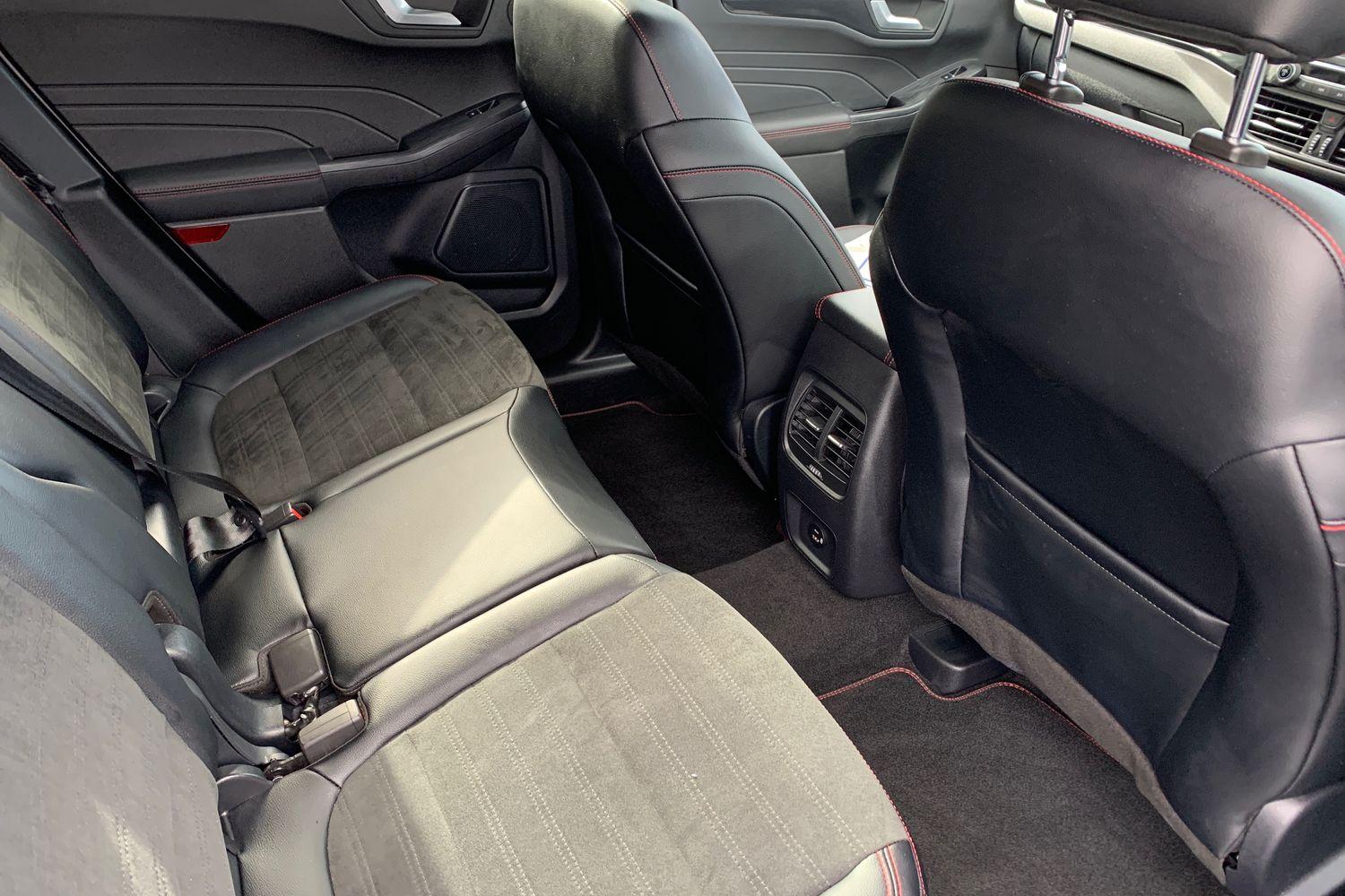2023 Ford Kuga 2.5 PHEV 225PS ST-Line in Solar Silver with only 20K - vehicle photo 19 for sale on PureCar