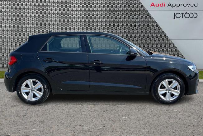 Audi A1 Photo 4