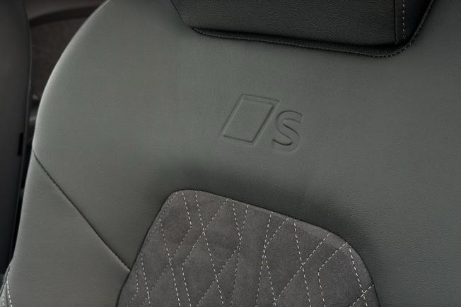 AUDI  A5 Saloon Photo 44