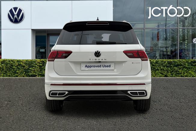VOLKSWAGEN Tiguan Photo 7