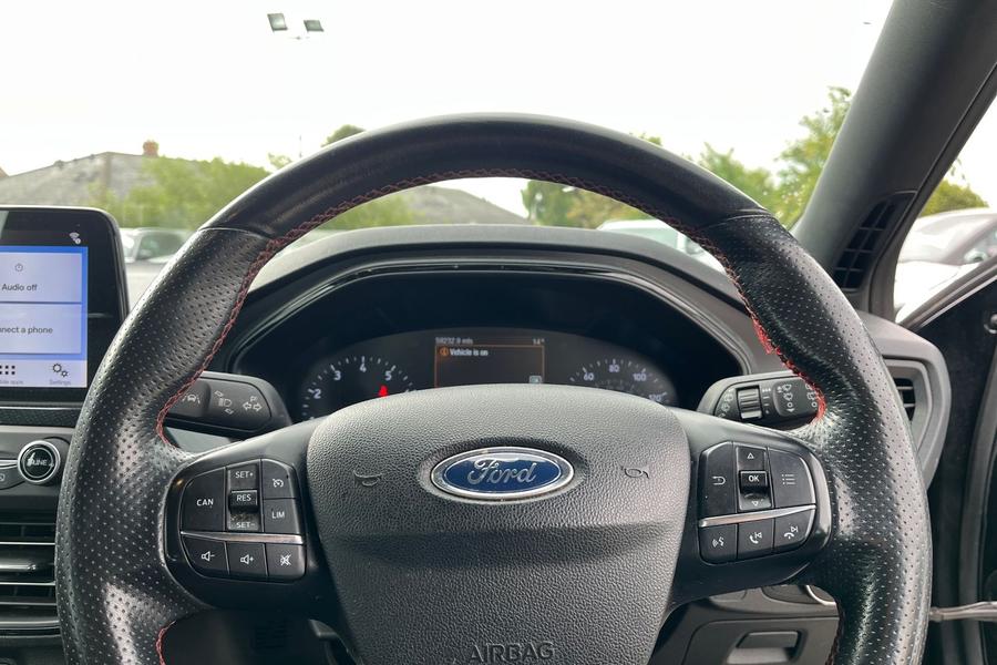 Ford FOCUS Photo autoimg-5f53d34dfcc4142047479f624c1049002b1a2313.jpg