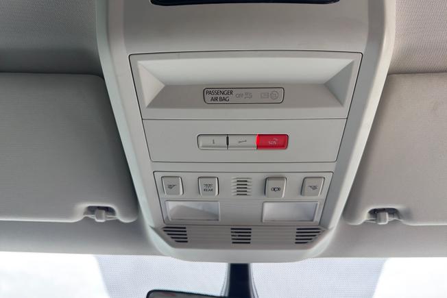 VOLKSWAGEN Transporter Shuttle Photo 44