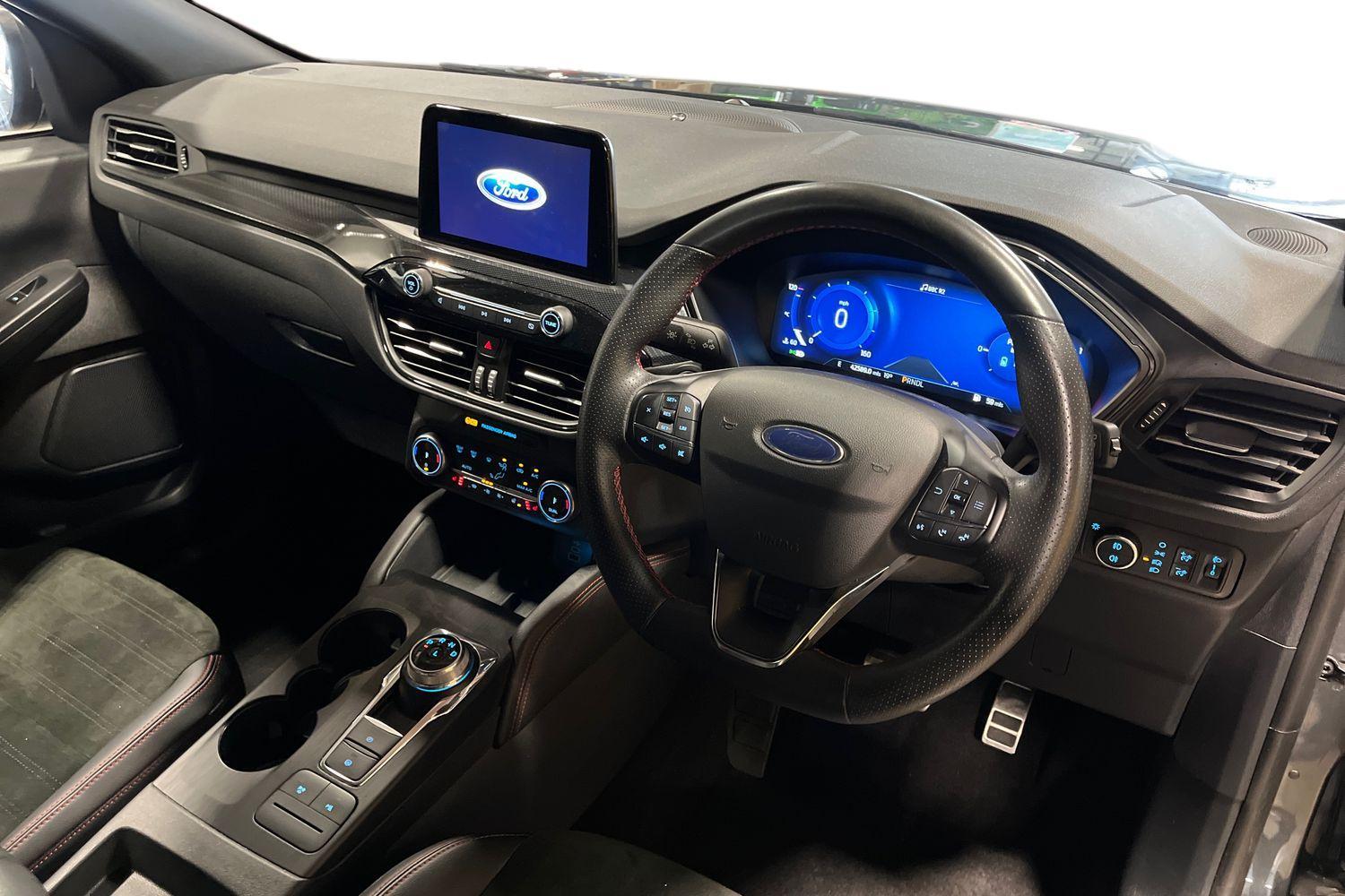 Ford KUGA Photo 8