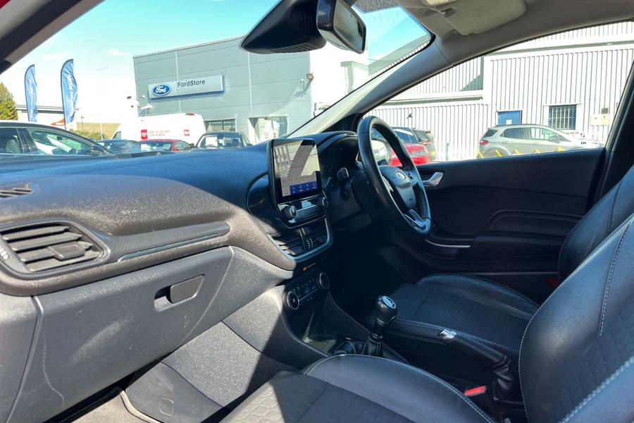 Ford FIESTA Photo autoimg-5f5a6b068ce25263d16a9a081ad8e547e8a6664c.jpg