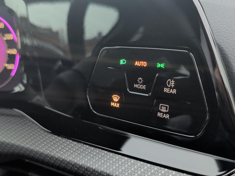 Used Volkswagen Golf NX71ULO 41