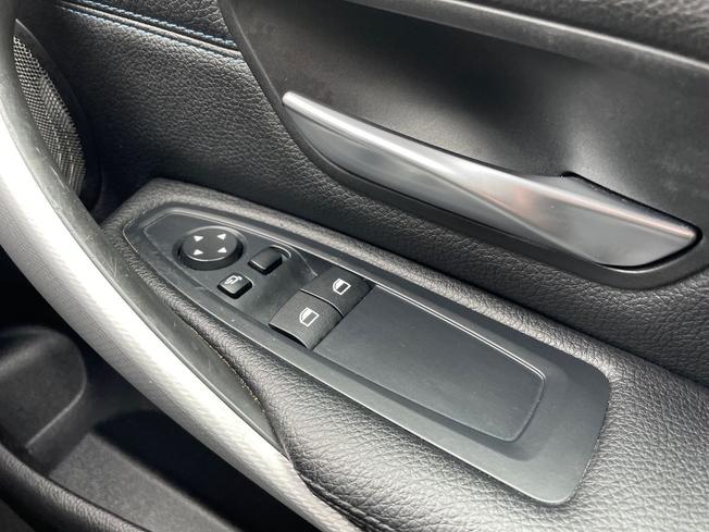 BMW 4 Series Photo 24