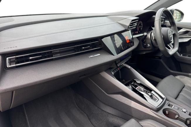 AUDI A3 Photo 2