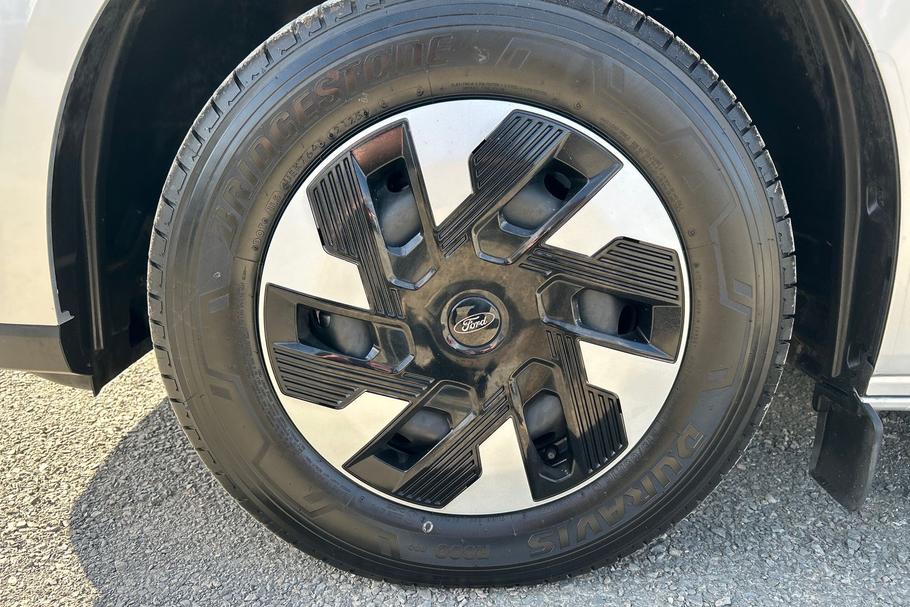 Used FORD TRANSIT CUSTOM WP75FYN 25