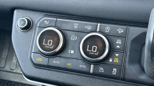 Land Rover Defender Photo autoimg-5f659f71f7ce4dd4078ac1e914022300fc5cac7c.jpg