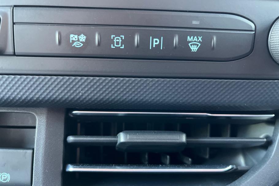 Used Ford TRANSIT CUSTOM 27