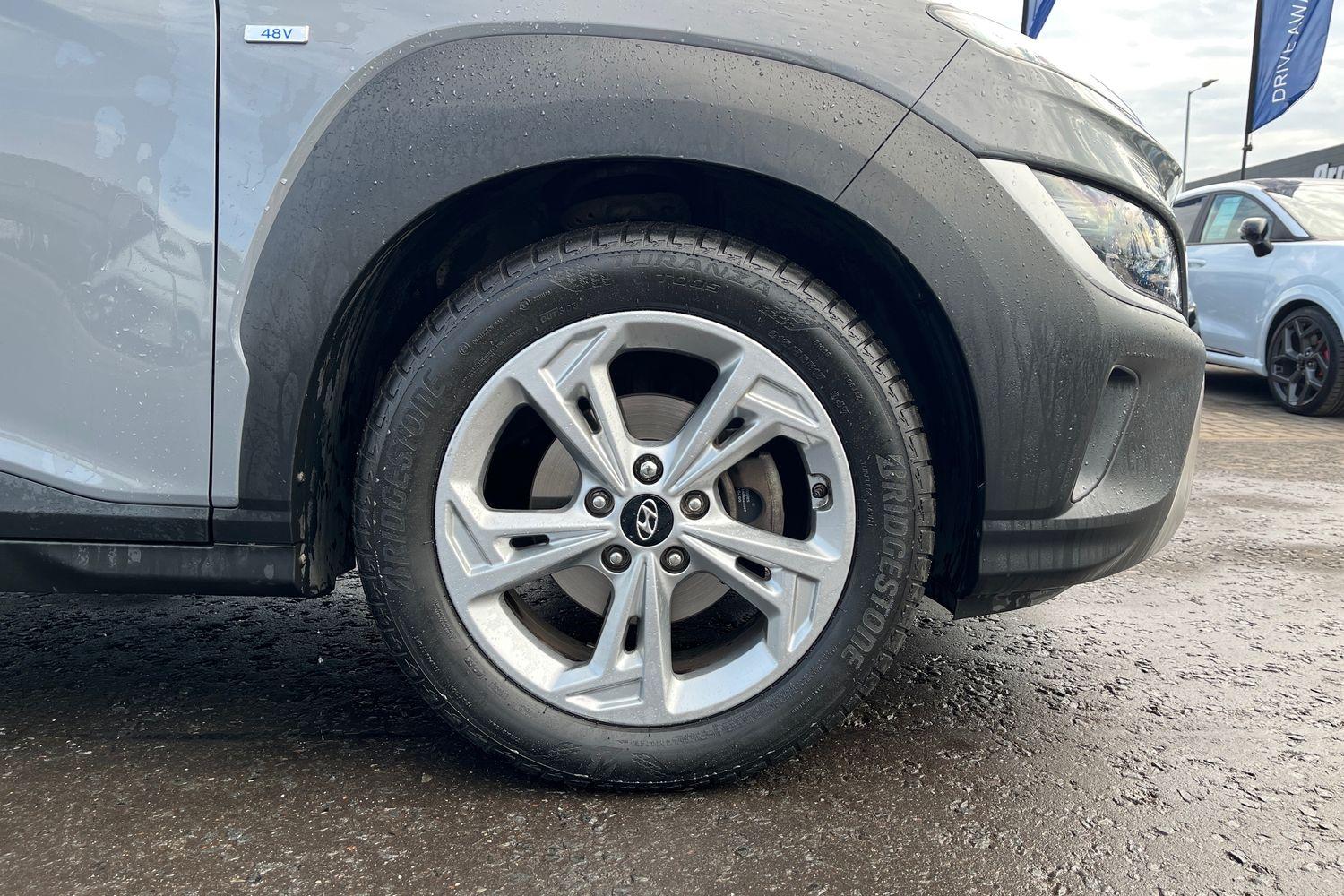 Hyundai KONA Photo 7