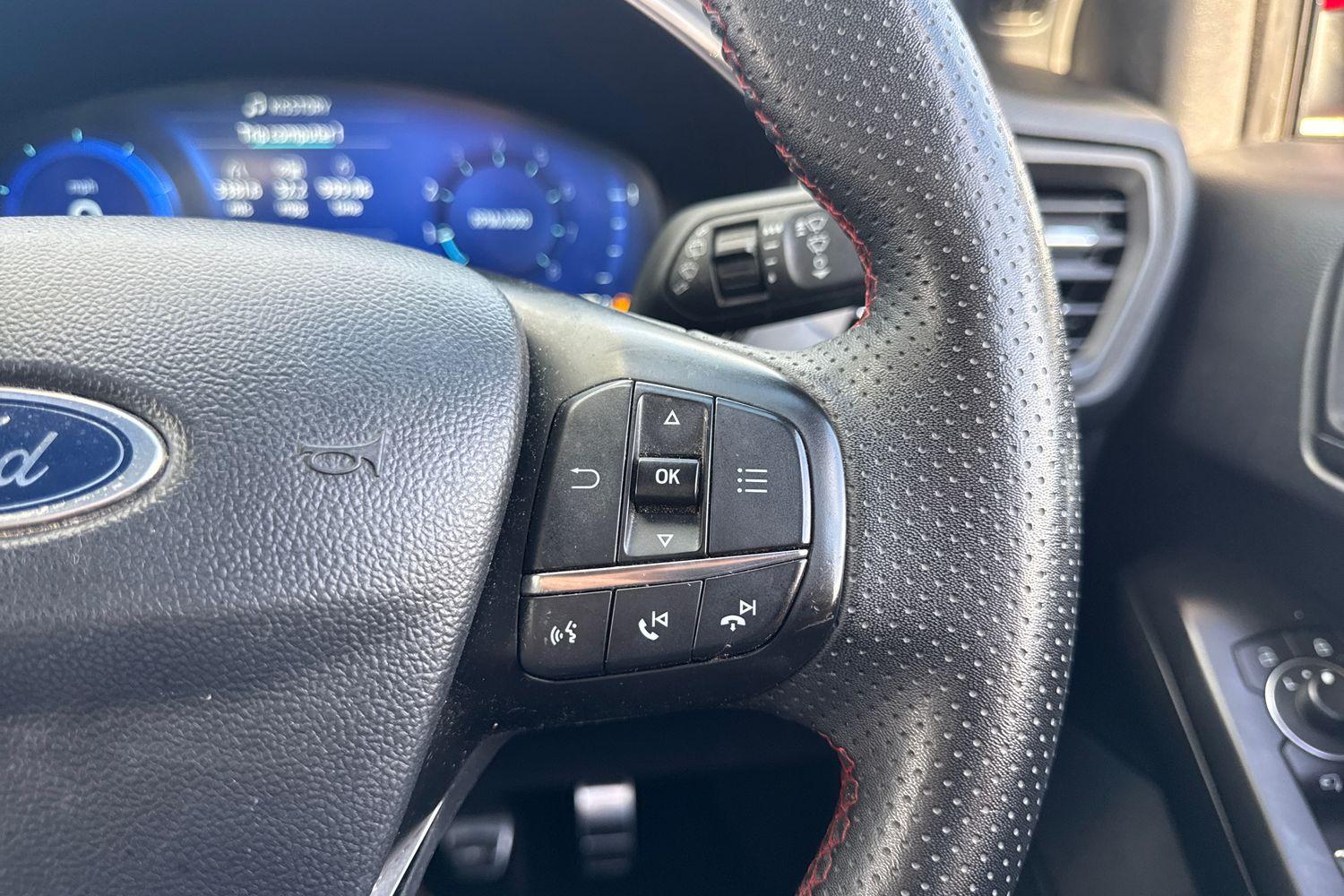 Ford FOCUS Photo 29