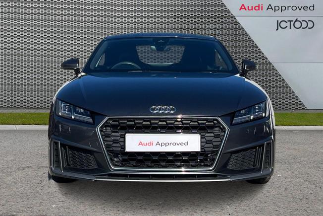 AUDI TT Photo 8