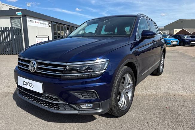 VOLKSWAGEN Tiguan Photo 25