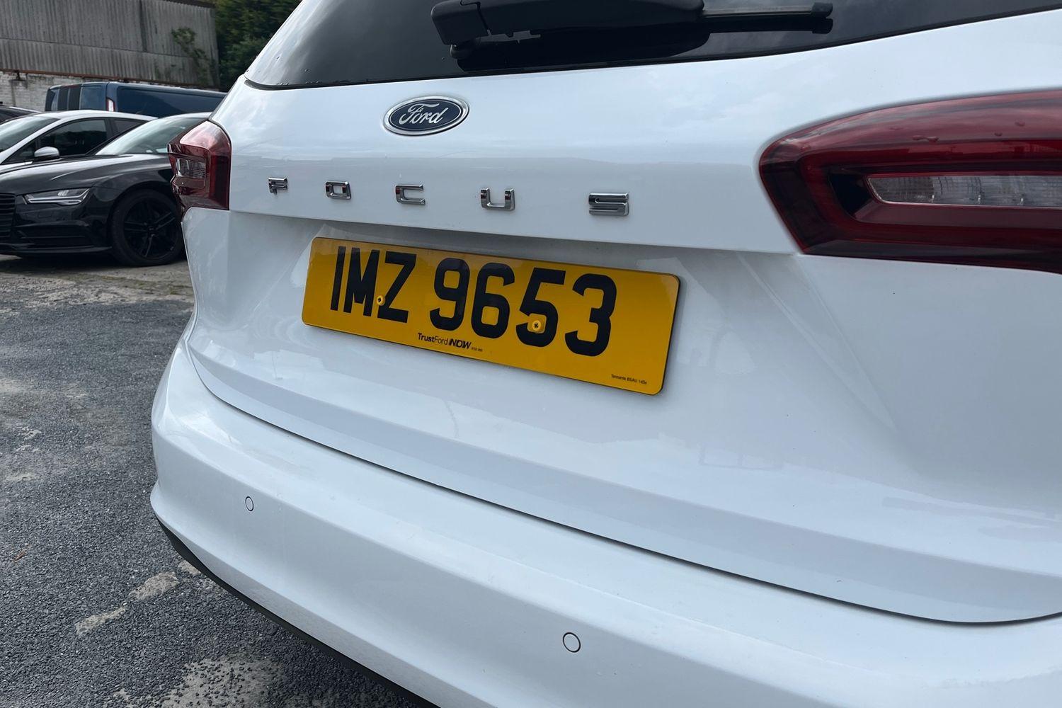 Ford FOCUS Photo 39