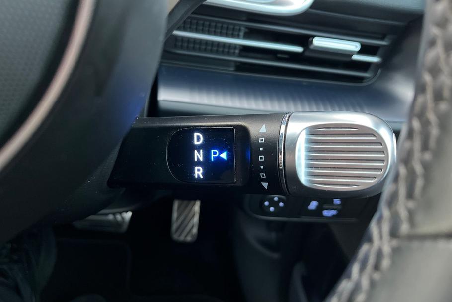 Used Hyundai IONIQ 6 36