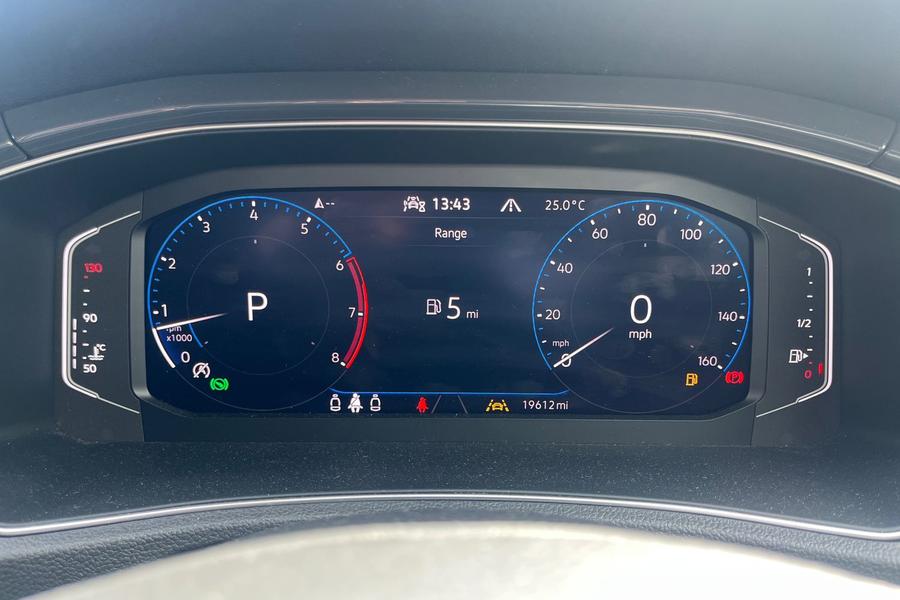 Volkswagen T-ROC Photo autoimg-5f8845f8813e39715d83731b67dd341592d5e5db.jpg