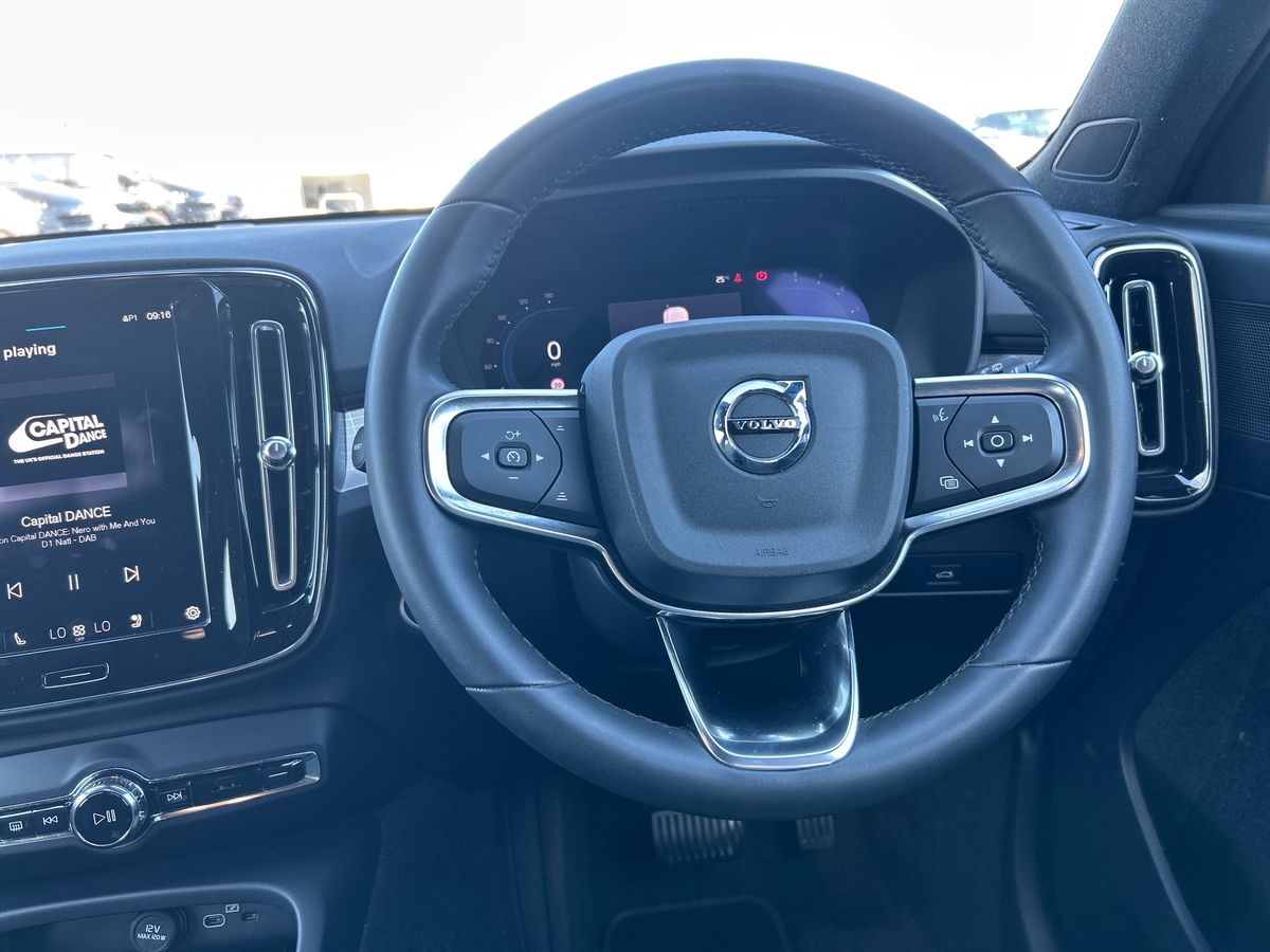 Volvo XC40 Photo 13