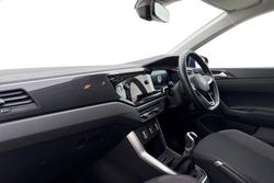 VOLKSWAGEN Polo Photo 2