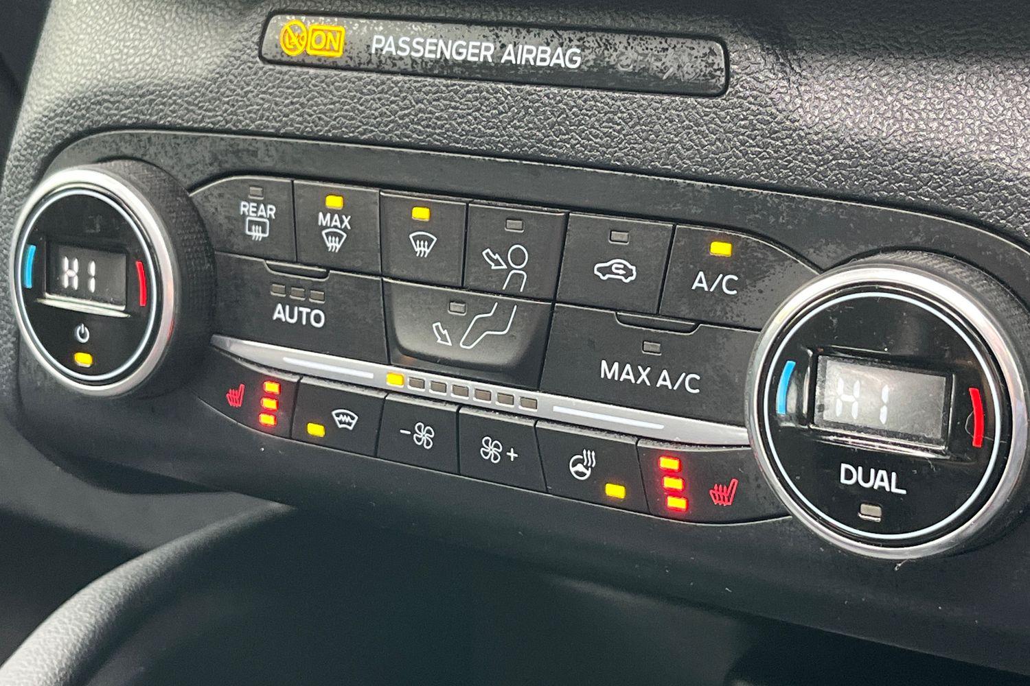 Ford Kuga Photo 24