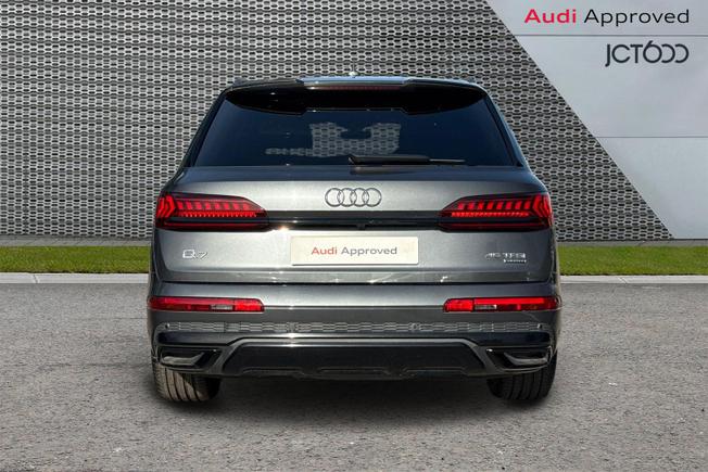 Audi Q7 Photo 7