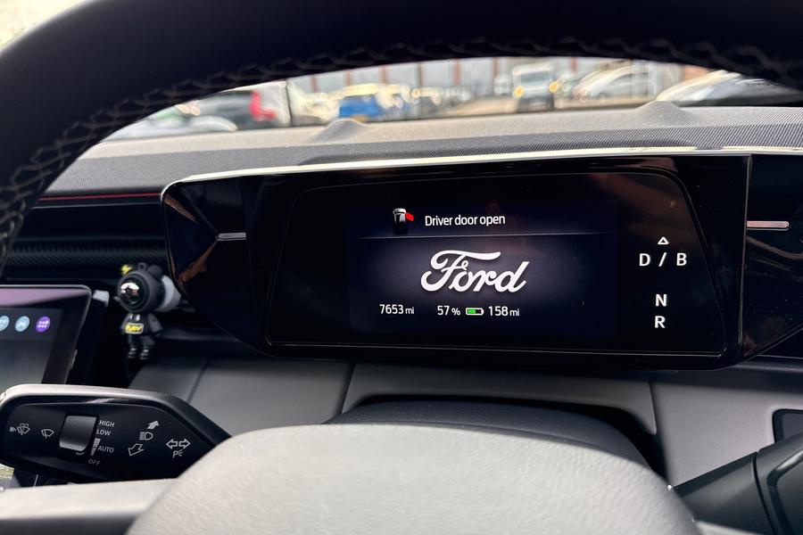 Ford Capri Photo autoimg-5f91e74d9612ead324b27ecdb7da1cb32f51f91e.jpg