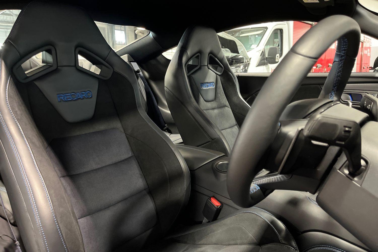 Ford MUSTANG Photo 16