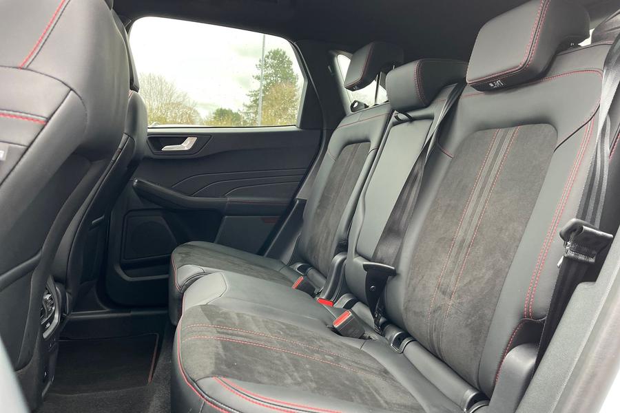 Ford Kuga Photo autoimg-5f934d170da3af961802fbd48c3531af164a341a.jpg