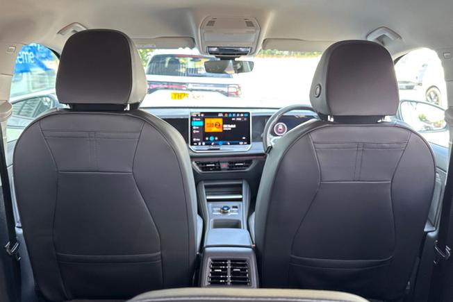 VOLKSWAGEN Tiguan Photo 30