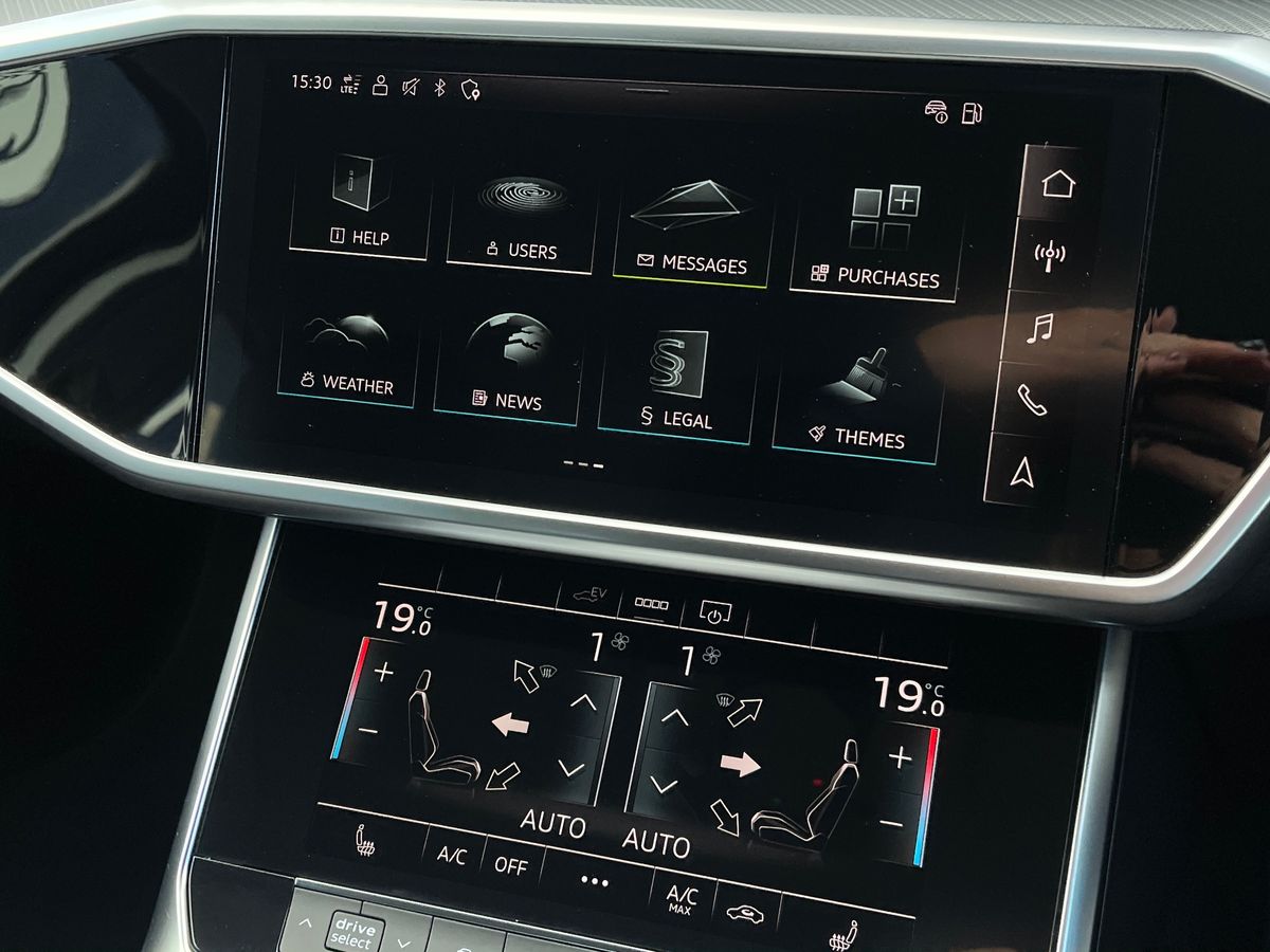 Audi A6 Saloon Photo 36