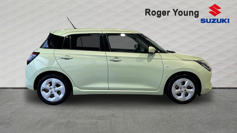 Used Suzuki Swift WF74DHE 5