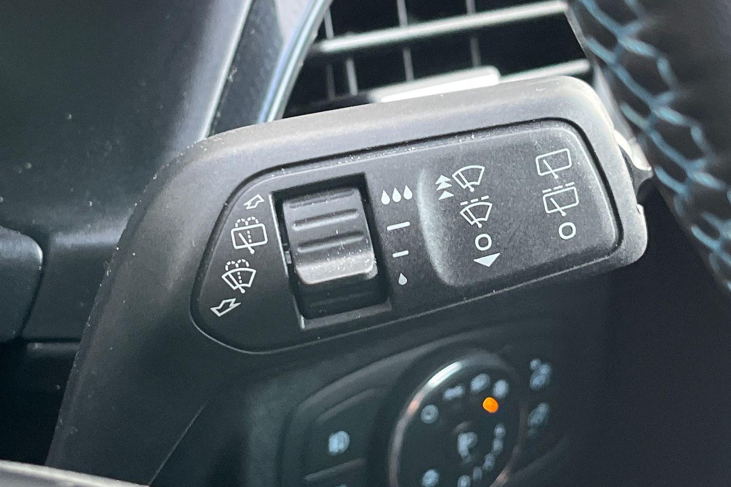 Ford Fiesta Photo 14