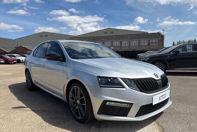 ŠKODA Octavia Photo 22