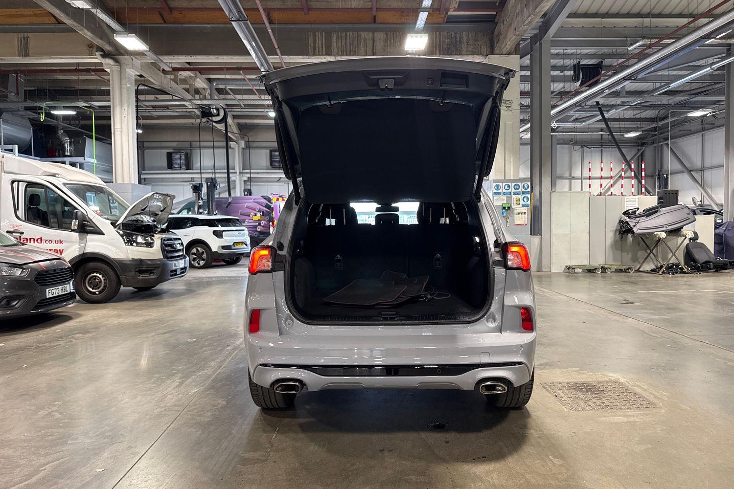 Ford KUGA Photo 20