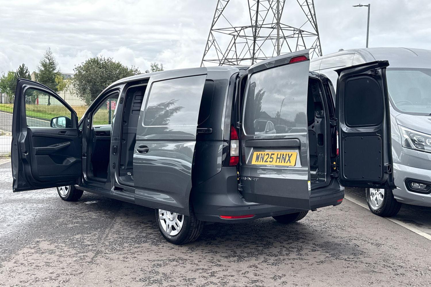 Ford TRANSIT CONNECT Photo 6