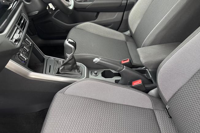 VOLKSWAGEN Polo Photo 30
