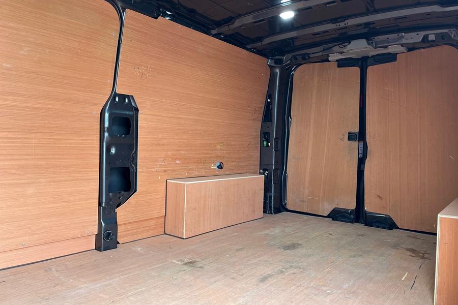 Ford TRANSIT CUSTOM Photo autoimg-5f9cad371e431a6f8fe0247a4aca2e394bd5b099.jpg