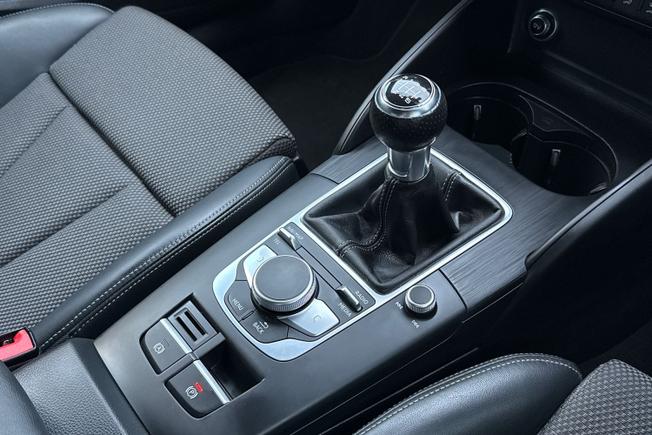 AUDI A3 Photo 35