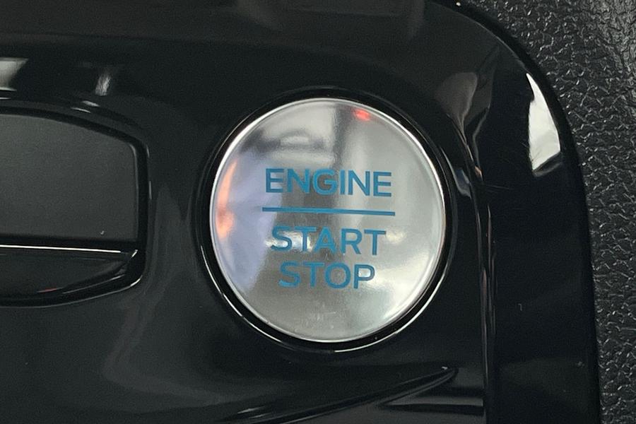 Ford KUGA Photo autoimg-5fa42abeb0b4b0f1ae81ed3317236a39f00cabb3.jpg