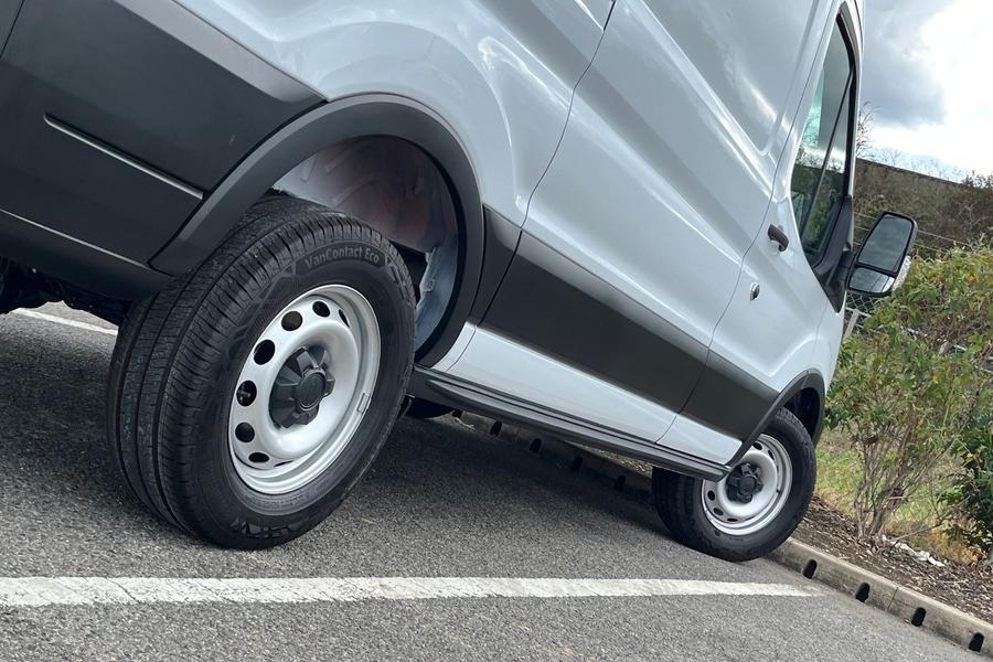 Ford TRANSIT Photo autoimg-5fa4f765c165a90c1cee2146e938c4eb64341506.jpg
