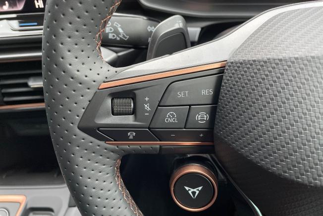 CUPRA Formentor Photo 16