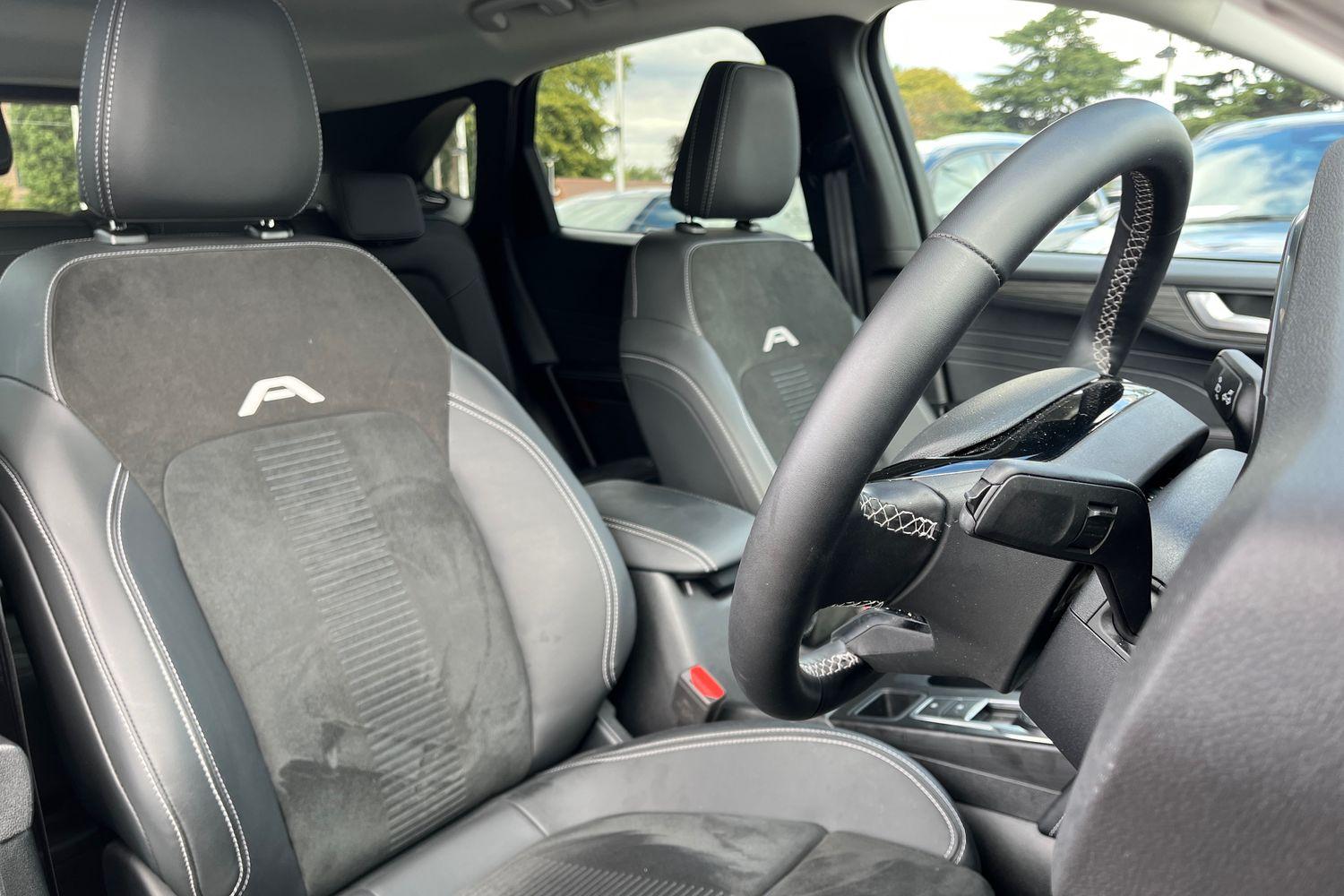 Ford KUGA Photo 16