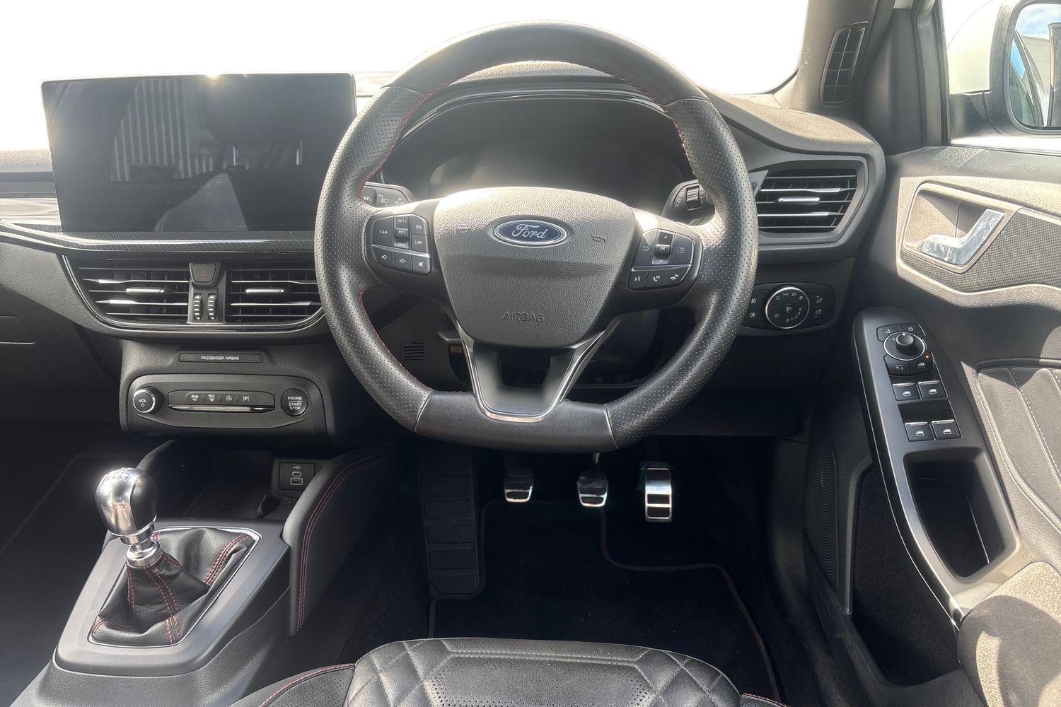 Ford Focus Photo 10